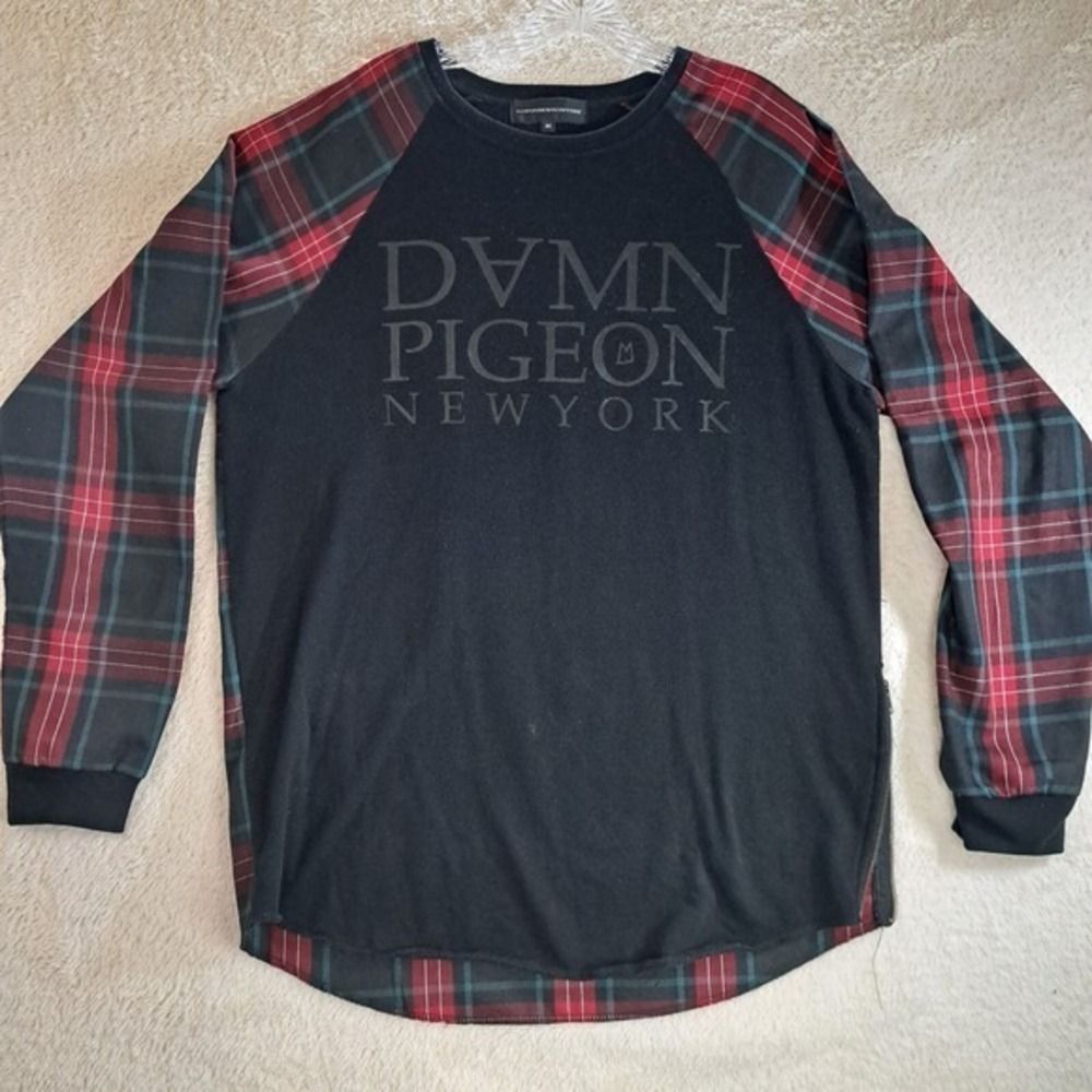 Damn Pigeon  New York Long Sleeve Crew Neck Size Medium Plaid Black